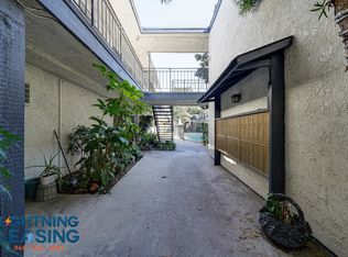Langdon Capri, Van Nuys, CA 91406