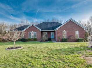 377 Early Wyne Dr, Taylorsville, KY 40071