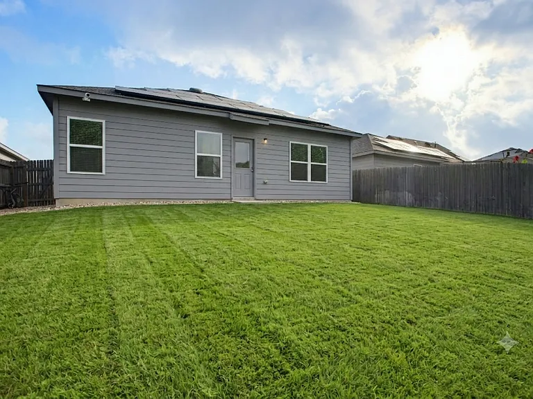 7416 Elm Trail Dr — Photo 26