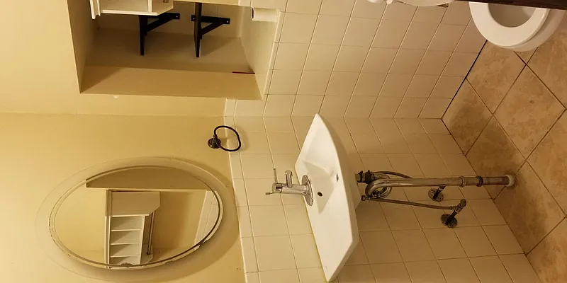 Rented by Virtual Real Estate | media 52