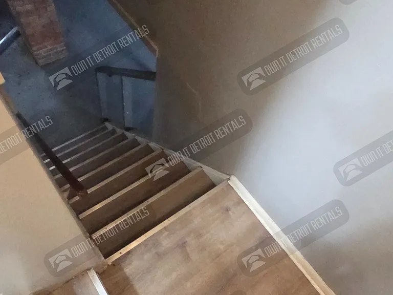 9245 Archdale St — Photo 25