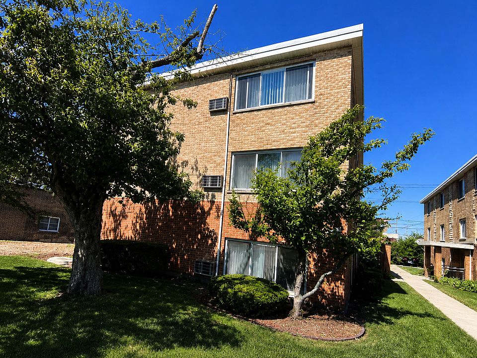 1st image of 5586 S Archer Ave #2C