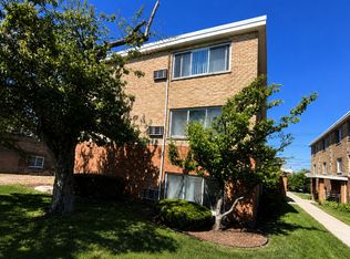 5586 S Archer Ave #2C, Chicago, IL 60638