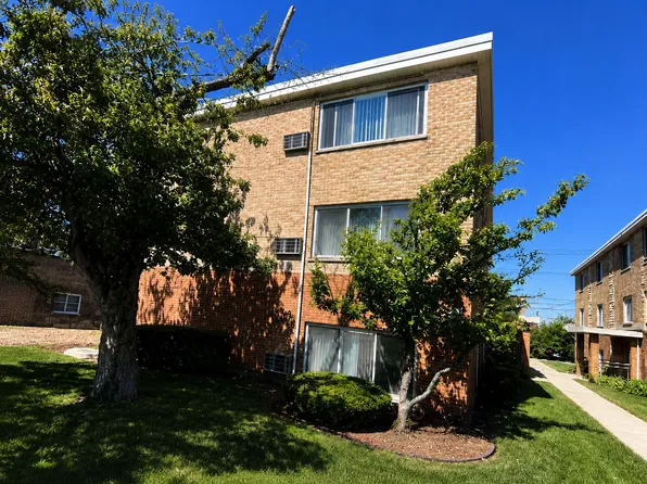 5586 S Archer Ave #2C, Chicago, IL 60638