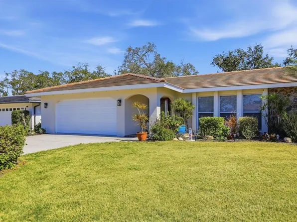 7409 Bounty Dr, Sarasota, FL 34231