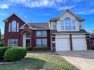 5736 Chelmsford Trl, Arlington, TX 76018