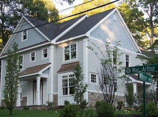 48 Macarthur Rd, Wellesley, MA 02482