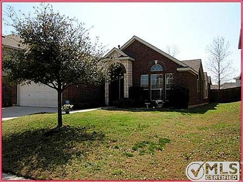 1st image of 4956 Paddock Dr