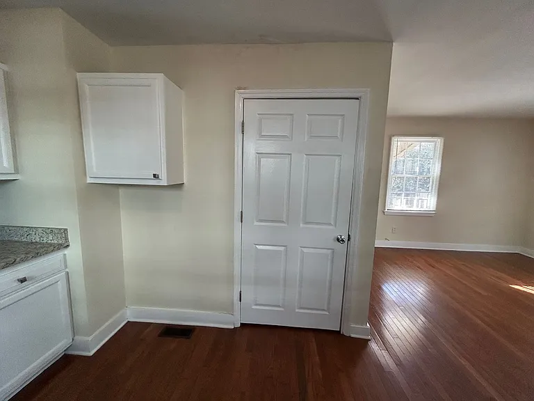 61 Cooper St #A — Photo 44