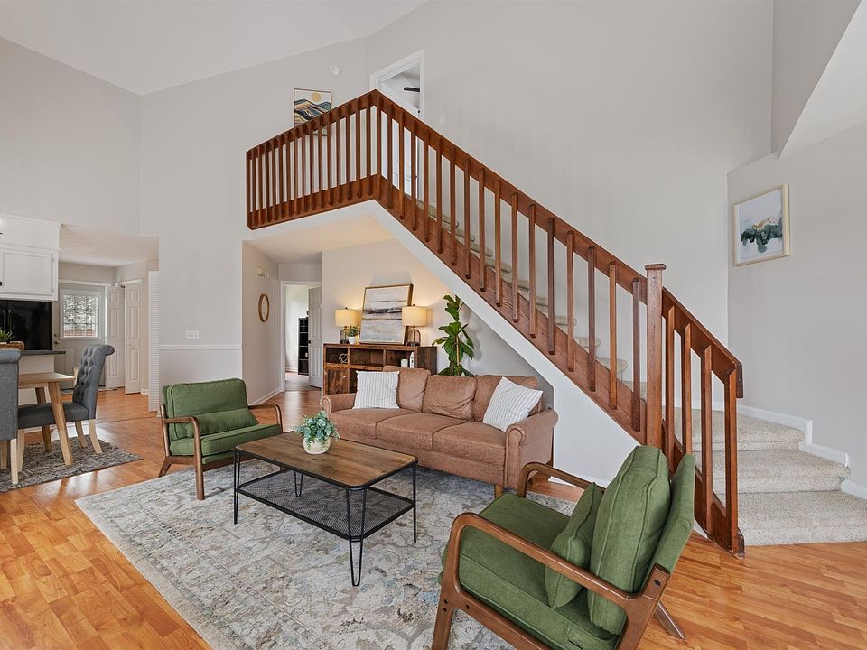 1st image of 517 Noel Ln