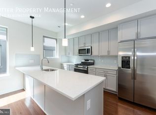 2140 Kensington Walk, Philadelphia, PA 19125