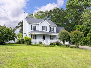 59 Troy Dr, Fuquay Varina, NC 27526