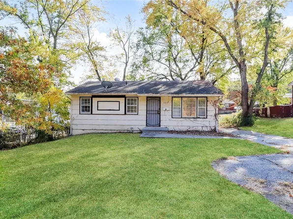 7815 Ozark Rd, Kansas City, MO 64129