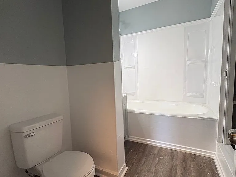 2617 Regent St — Photo 17
