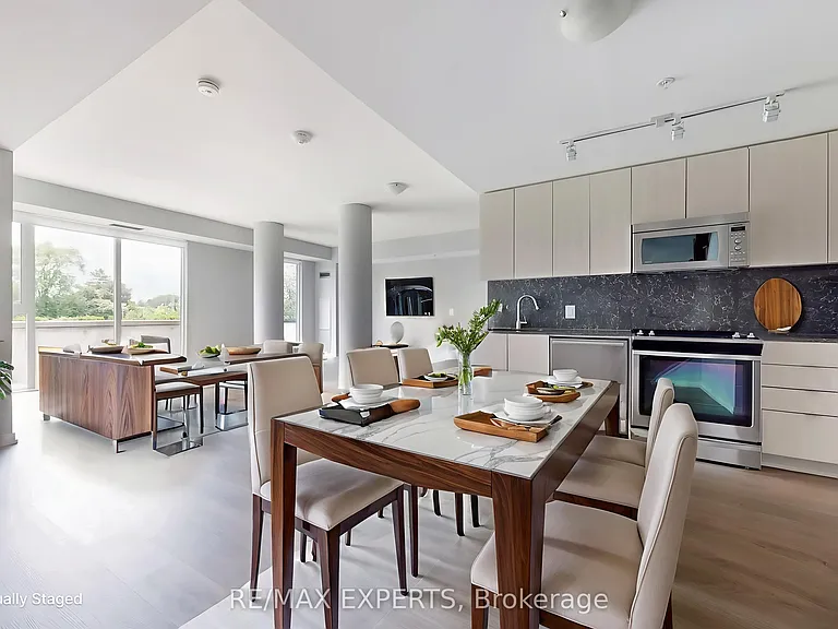 3237 Bayview Ave #102 — Photo 3