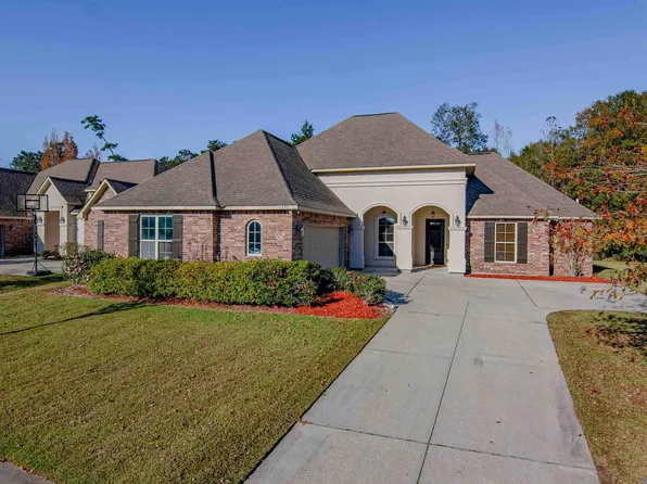 4995 Harbor Ln, Greenwell Springs, LA 70739