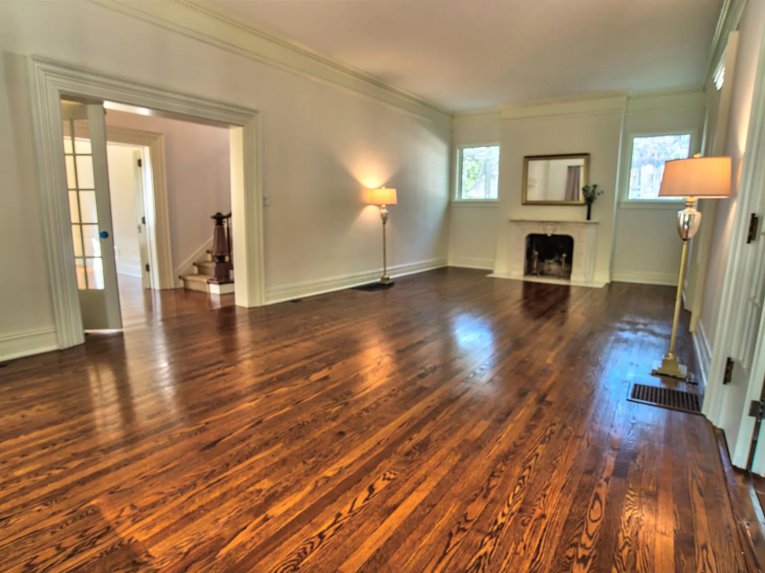 3 bed, 2.5 bath, 2892 sqft, $2,350 — Photo 3