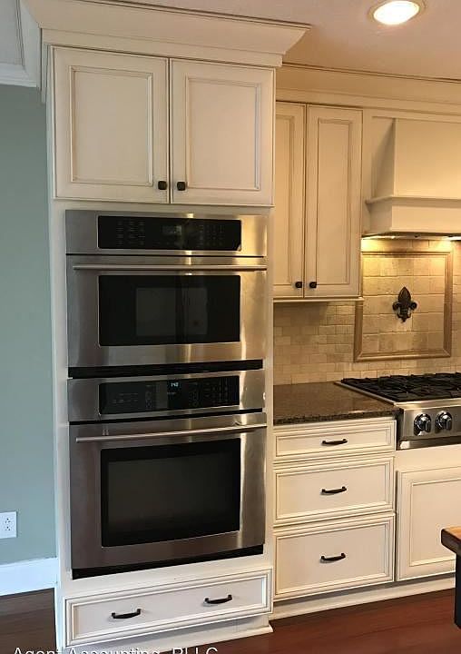 1st image of 7427 Westridge Dr