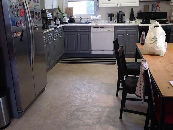 3rd image of 1626 Palisade Ave Ste 3