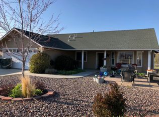 22916 Watson Pl, Tehachapi, CA 93561