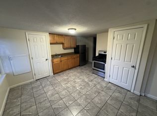 70 Chestnut St APT B, Nashua, NH 03060