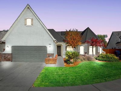 421 W Warwick Ave, Clovis, CA, 93619
