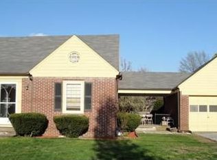 81 Angell Ave, Cranston, RI 02920