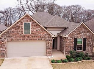 381 Coppice Pl, Bossier City, LA 71111