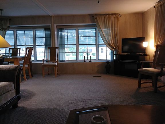 Family rm facing road