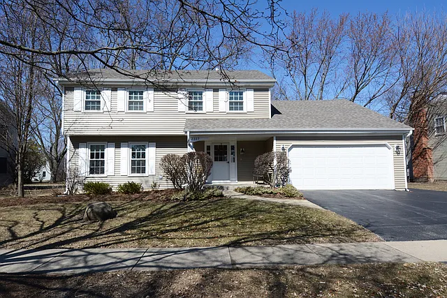 2317 Sudbury Ln photo 1