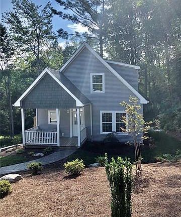 2nd image of 218 Stonebrook Dr