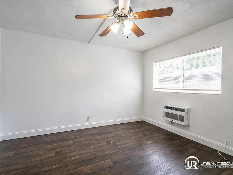 3049 NW 9th Ave #4 — Photo 11