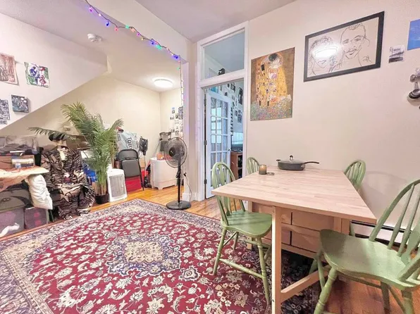 521 Lafayette Avenue image 1 of 4