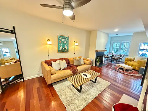 1413 Hopkins St NW #1 Photo 1