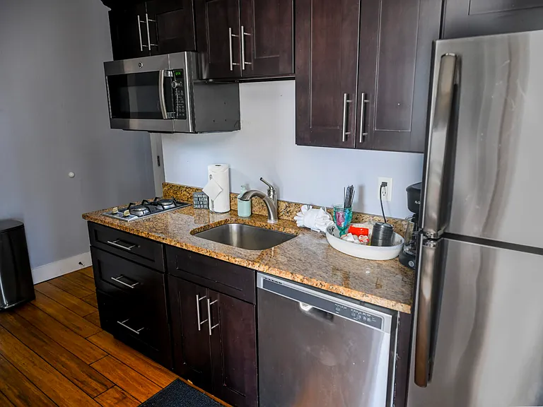 124 Saint Johns Ave #5 — Photo 8