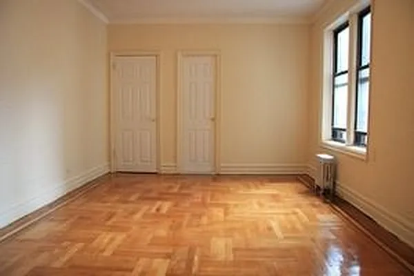 Rented by Lang Realty LLC | media 6