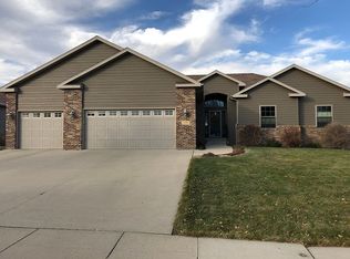 510 Powderhorn Pass, Brookings, SD 57006