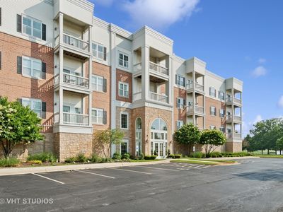 3975 Idlewild Ln UNIT 200, Naperville, IL, 60564
