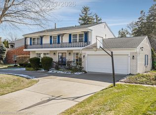 4732 Barcroft Way, Sterling Heights, MI 48310