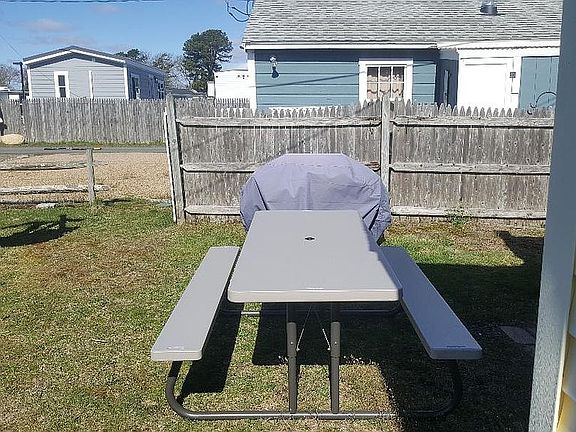 Picnic table & gas grill