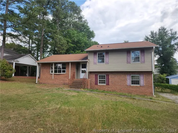 517 Hidden Valley Dr, Fayetteville, NC 28311