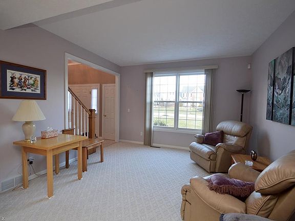5th image of 2821 Crystalwood Dr
