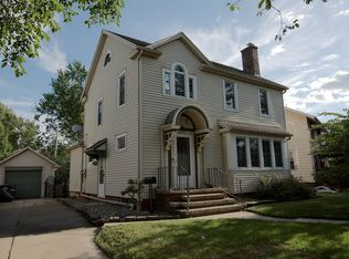 2008 Lawndale Dr, Fort Wayne, IN 46805