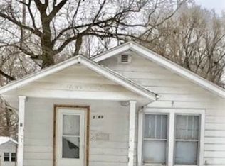 2160 E Adams St, Springfield, IL 62703