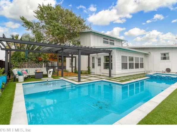 1602 7TH Street N, Jacksonville Beach, FL 32250