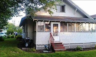 3rd image of 1218 W Montgomery Ave