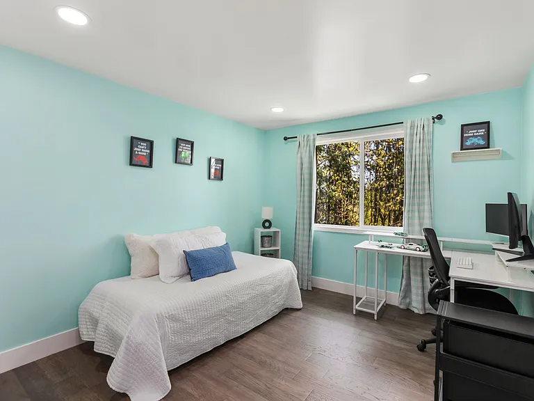 Bedroom2