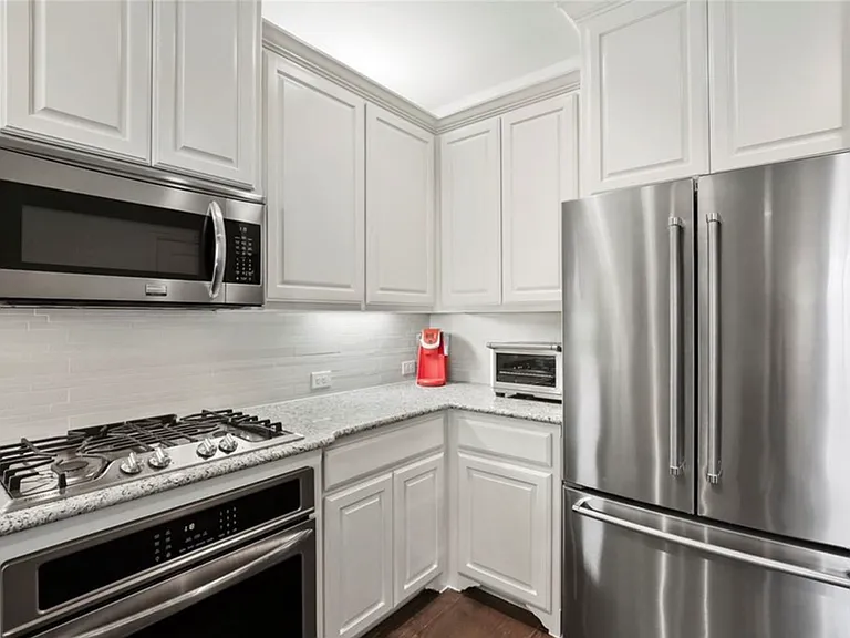 7113 Huckleberry Dr — Photo 21