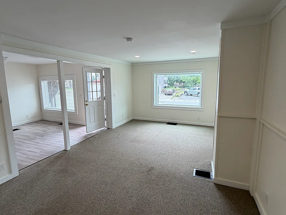 14 Maple Ave #1
