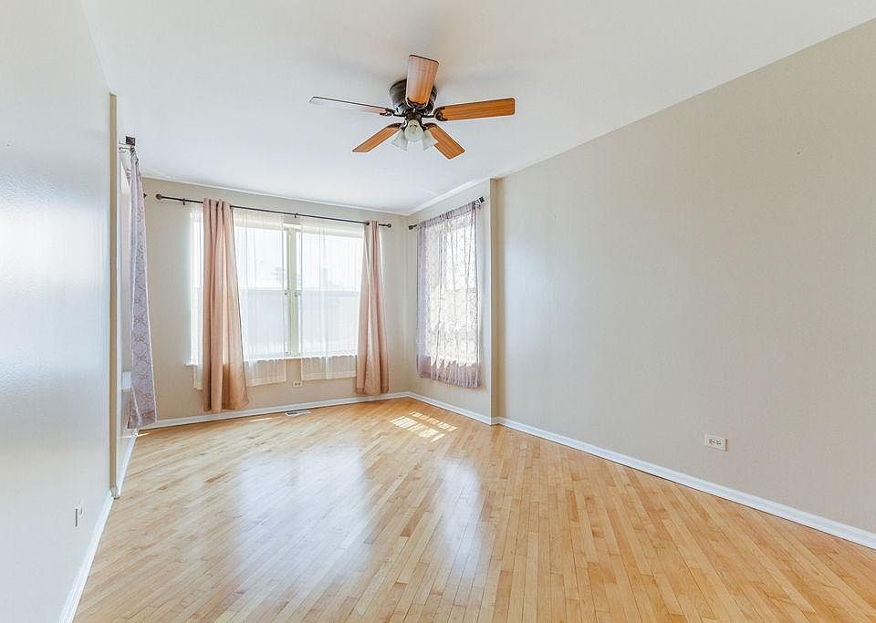 1st image of 3240 W Augusta Blvd #1